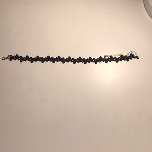 Black rose choker